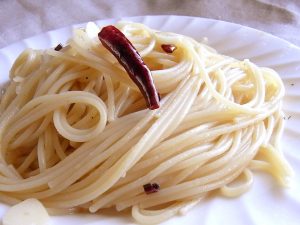 food-pasta-peperoncino