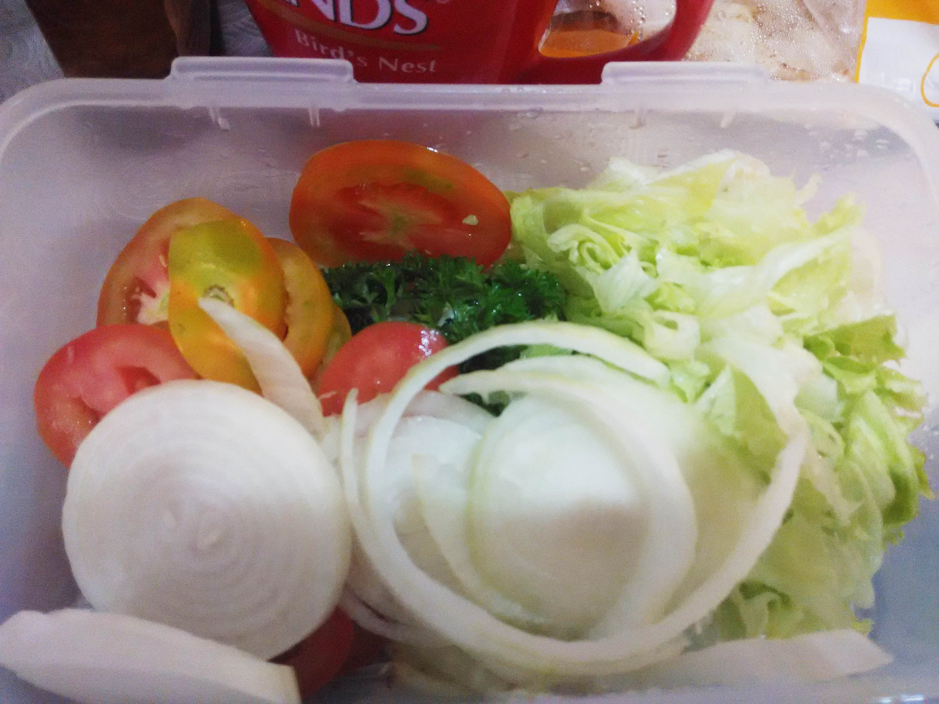 Cara Membuat Roti Pita Isi Salad Cara Membuat Roti Pita Isi Salad