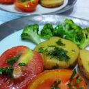 Cara Memasak Kentang dan Tomat Panggang Tanpa Oven